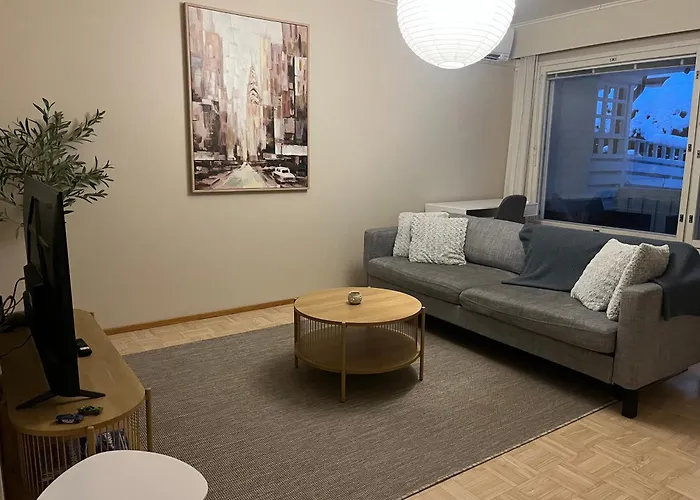 Gem Of Vuosaari - Private Sauna, Free Parking And Wifi, Walking Distance From Metro דירה *