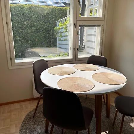 Gem Of Vuosaari - Private Sauna, Free Parking And Wifi, Walking Distance From Metro Διαμέρισμα