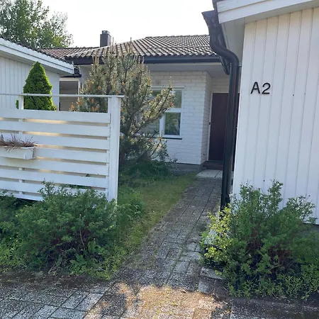 شقة Gem Of Vuosaari - Private Sauna, Free Parking And Wifi, Walking Distance From Metro هلسنكي
